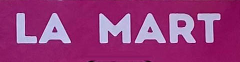 La Mart sign on Kensington High Street