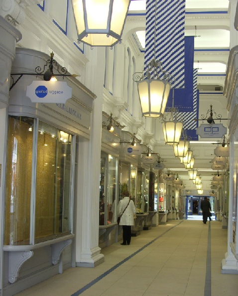 Piccadilly - Princes Arcade, leading to Jermyn Street